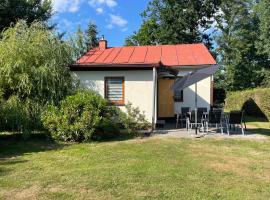 Chata Brodský E1064, hotel v destinaci Červený Kostelec