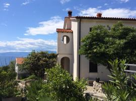 Apartments Nina, hotel a Omišalj