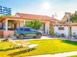 Peach Pine House - Escape Near City, Beach and Athens Airport