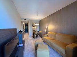 Suites Marilia Apartments Pool Side - Suite Livorno Holiday Home Group