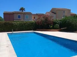 Appartement T2 à la Croix Valmer piscine et tennis