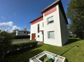 Family friendly house in Downtown Selfoss - Birta Rentals