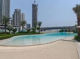 Vogue Rosewater Two Bedroom Apartment at Dubai Creek Harbour with Balcony and access to Pool, Gym, Kids Area and Near Shopping