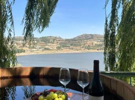 פינת ביאן נוף לאגם