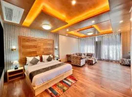 Naina Deventure Resort, Manali - Premium Rooms with Centrally Heated & Scenic View