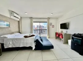 Loft com varanda 100 metros do mar Ponta Verde Ed Time 923