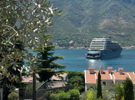 PARADISE Apartments, hotel in Dobrota