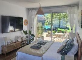 Chambre d'hôte BALI avec piscine chauffée