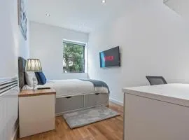 Modern Leeds city centre 2BR Apt - Sleep 8