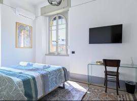 Villa Giovanna, Beautiful Rooms - by Host4U, hotel v destinaci Solto Collina