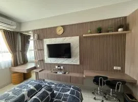 Cozy Studio Near BCS and Grand Batam Mall - with Netflix & free wifi