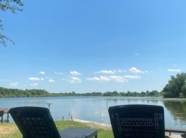 Kuca za odmor-Tisa Hideaway, ξενοδοχείο σε Turija