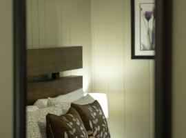 Walk to Sugar Mountain Resort | Cabin | Hot Tub, hotel em Sugar Mountain