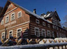 Lovecká chata, hotel v destinaci Pec pod Sněžkou