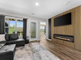 New 3BR Condo Near Branson Strip and Pool