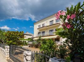 Villa Petra Selce, hotel a Selce