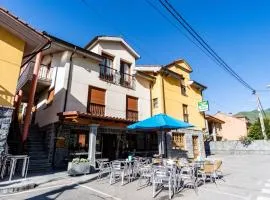 Hotel Peña Pandos