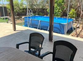 Friendly villagehouse, ξενοδοχείο στην Πάφο