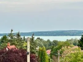 Nosztalgia Balaton Apartmanház