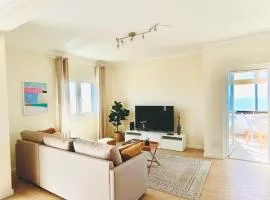 Foz do Arelho Sunset Sea Views Apartment