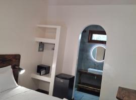 Jungle Cocoon, bed & breakfast σε Caye Caulker