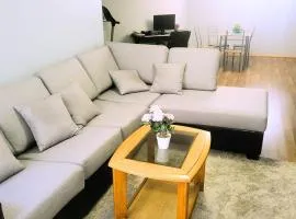 Cozy 2-Bedroom Basement Suite Retreat Calgary