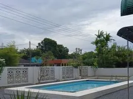 HOMESTAY ALORSETAR TOWNCENTRE by ASTARILA GUESTHOUSE-StadiumDarulaman - iSLAM SAHAJA - Private Pool, BBQ Zone & Kolam Pancing Puyu - 8-13pax
