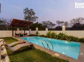 StayVista at Casa Ti Amo with WiFi, AC, Pool, BBQ