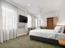 Royal Hotel Orange