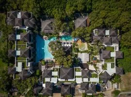 Belle Escapes 228-229 Luxury Beachfront Resort Palm Cove