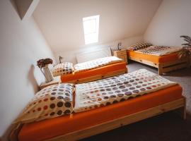 Zámek Spálené Poříčí, hotel a Spálené Poříčí