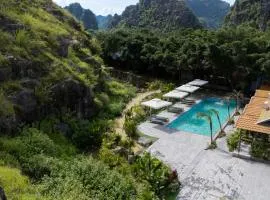 Trang An River Sunshine