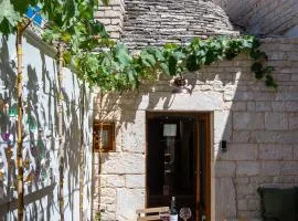 Dimore Piazza Roma Trulli & Suite