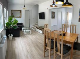 Casa Barrionuevo 2, hotel com piscina em La Granja de San Ildefonso