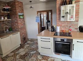 Suur-Veski apartement, hotel com banheiras de hidromassagem em P&auml;rnu