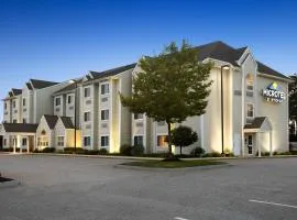 Microtel Inn & Suites by Wyndham Dover New Hampshire