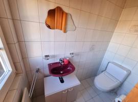 Chalet, Hotel in Root