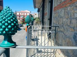 Santa Lucia, hotel Capo dʼOrlandóban