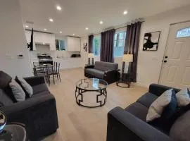 Newly built 2 bedroom home by Beverlywood great area WiFi TV Free Parking 5 min to Rodeo Drive