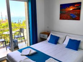 Siempre Viva Dhermi, hotel v destinaci Dhërmi