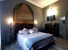 The Kraken Inn - Boutique Design B&B in Bergamo - Steampunk Atmosphere