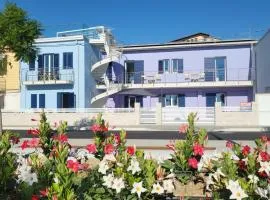 Fronte mare alba chiara - Houses & Flats