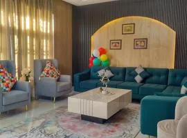 Waterfront Homestay 2BHK Free Bonfire By Homeyhuts