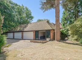 Chalet Gerrards Cross, Cottage in Gerrards Cross