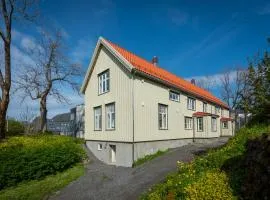 Lofoten Summer Apartments