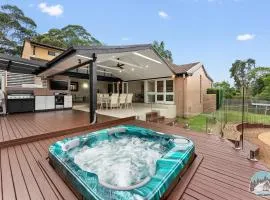Aircabin - Castle Hill - 5BR Family House with Pool