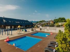 Osada Śnieżka koło Karpacza: Łomnica şehrinde bir otel