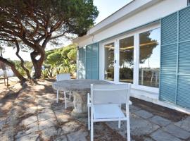 BHost - Bungalows Mazagón, hotel in Palos de la Frontera