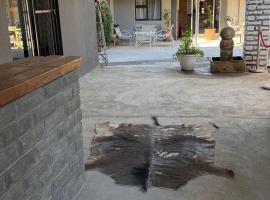 Marzel Guesthouse - Room 2, hotelli kohteessa Britstown