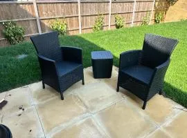 New Gillingham Gem Garden Parking WiFi